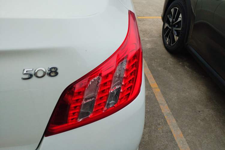 Used Peugeot 508 2012 2.0L Automatic Sunroof Classic Edition Right Rear Taillight