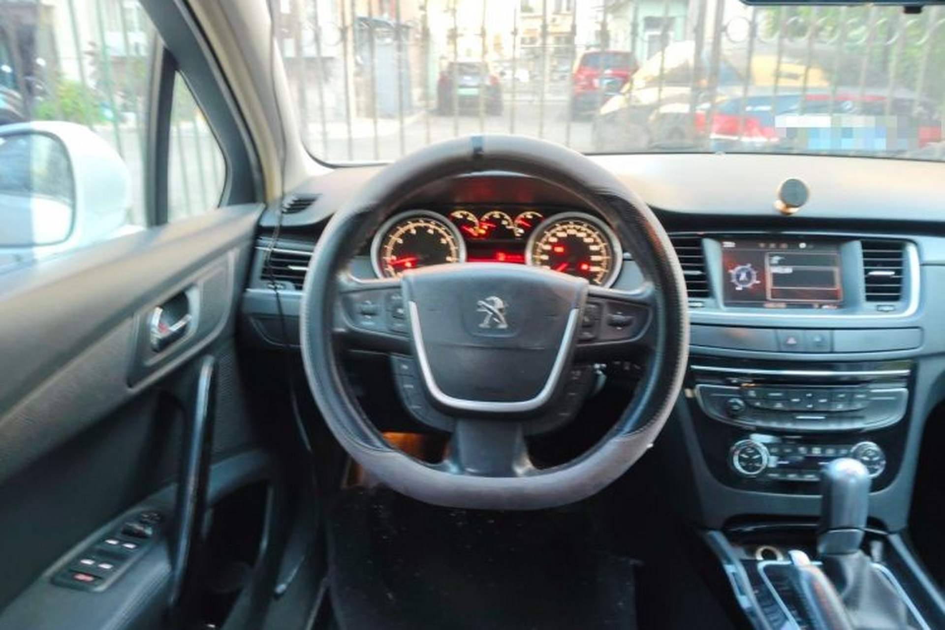 Used Peugeot 508 2012 2.0L Automatic Luxury Edition Steering Wheel