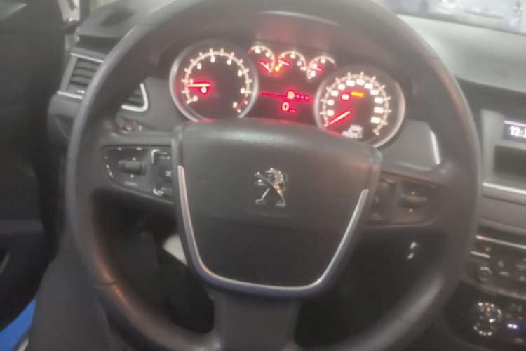 Used Peugeot 508 2012 2.0L Automatic Sunroof Classic Edition Steering Wheel