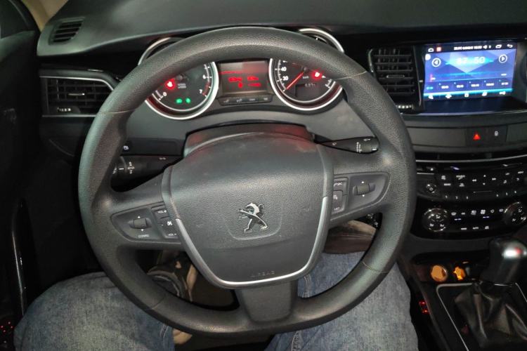 Used Peugeot 508 2012 2.0L Automatic Sunroof Classic Edition Steering Wheel