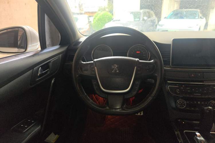 Used Peugeot 508 2012 2.0L Automatic Smart Enjoyment Version Steering Wheel