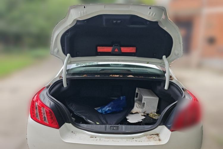 Used Peugeot 508 2012 2.0L Automatic Smart Enjoyment Version Trunk