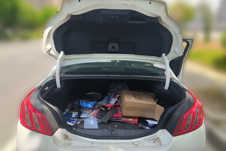 Used Peugeot 508 2012 2.0L Automatic Sunroof Classic Edition Trunk