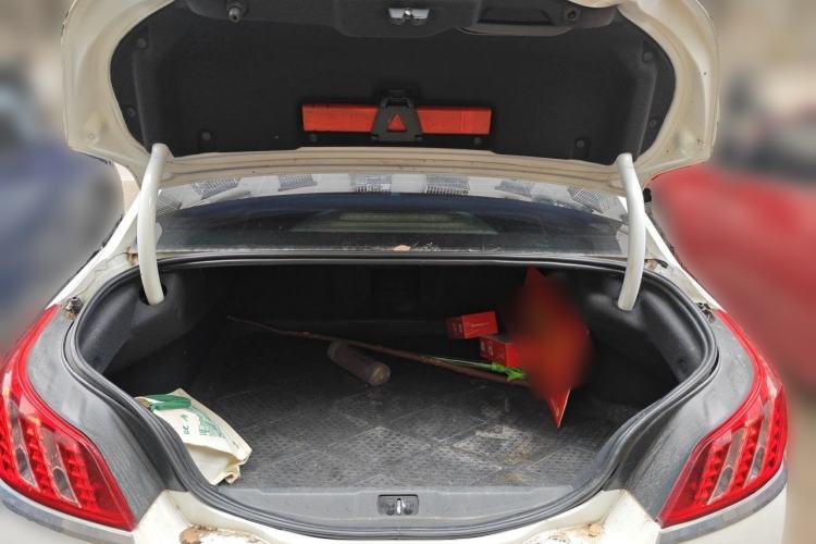 Used Peugeot 508 2012 2.0L Automatic Luxury Edition Trunk