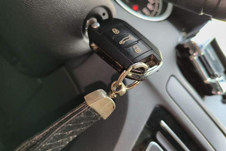 Used Peugeot 508 2012 2.0L Automatic Smart Enjoyment Version Vehicle Key