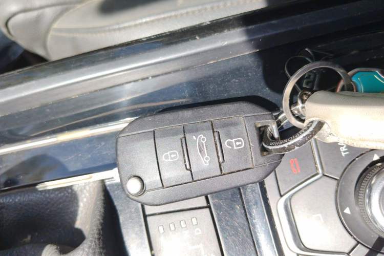 Used Peugeot 508 2012 2.0L Automatic Smart Enjoyment Version Vehicle Key