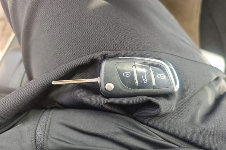 Used Peugeot 508 2012 2.0L Automatic Luxury Edition Vehicle Key