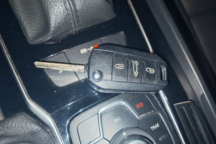 Used Peugeot 508 2012 2.3L Roland Garros Edition Vehicle Key