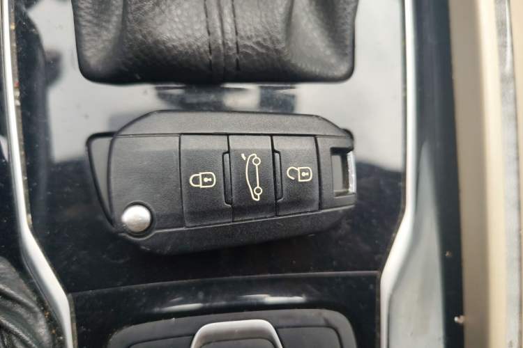 Used Peugeot 508 2012 2.0L Automatic Classic Edition Vehicle Key