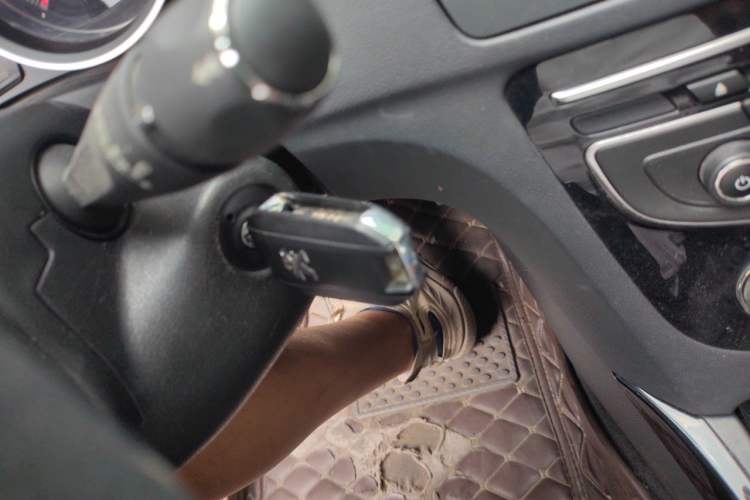 Used Peugeot 508 2012 2.0L Automatic Smart Enjoyment Version Vehicle Key