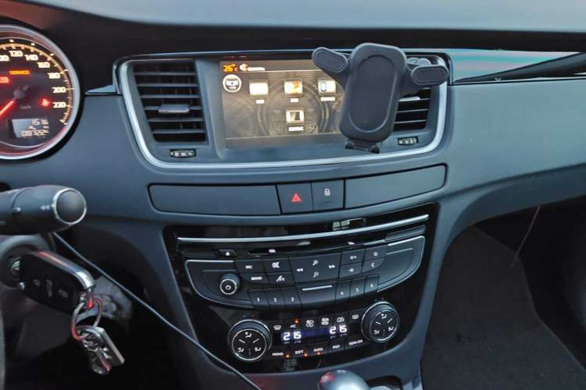 Used Peugeot 508 2013 2.0L 2nd Anniversary Edition Automatic Smart Enjoyment Version Audio And AC Panel
