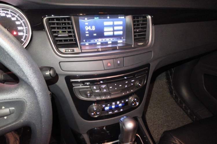 Used Peugeot 508 2013 2.0L 2nd Anniversary Edition with Automatic Sunroof – Classic Version Audio And AC Panel