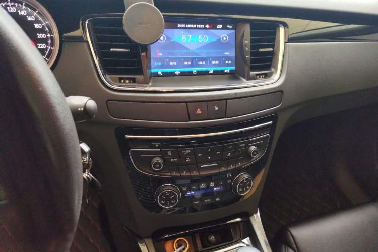 Used Peugeot 508 2013 2.0L 2nd Anniversary Edition with Automatic Sunroof – Classic Version Audio And AC Panel