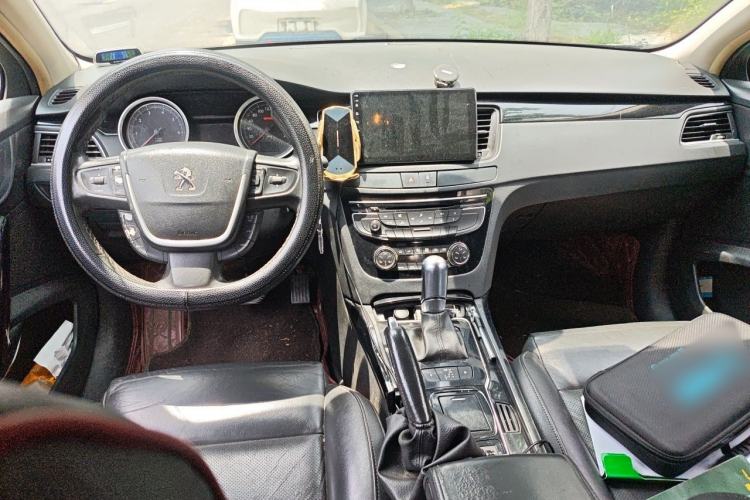 Used Peugeot 508 2013 2.0L 2nd Anniversary Edition Automatic Smart Enjoyment Version Center Console