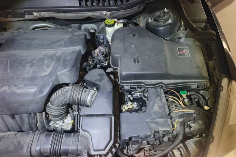 Used Peugeot 508 2013 2.3L Roland Garros Edition Engine Bay Left
