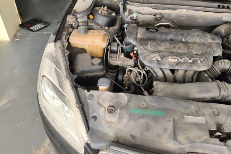 Used Peugeot 508 2013 2.0L 2nd Anniversary Edition with Automatic Sunroof – Classic Version Engine Bay Right