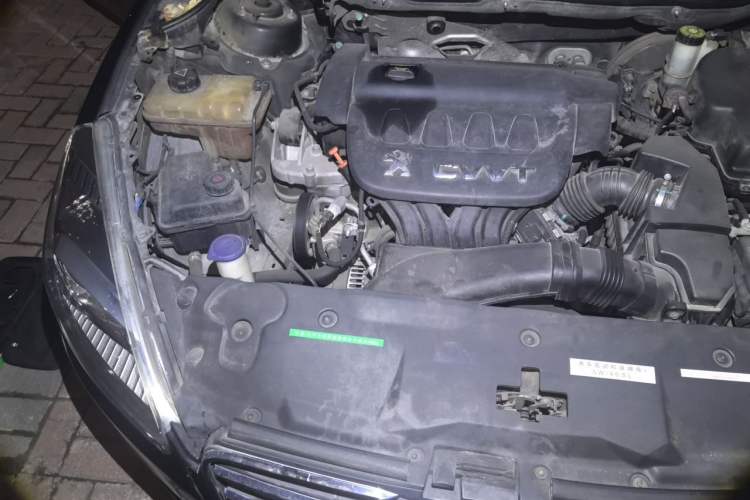 Used Peugeot 508 2013 2.0L 2nd Anniversary Edition with Automatic Sunroof – Classic Version Engine Bay Right