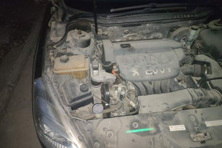 Used Peugeot 508 2013 2.0L 2nd Anniversary Edition with Automatic Sunroof – Classic Version Engine Bay Right