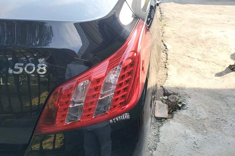 Used Peugeot 508 2013 2.0L 2nd Anniversary Edition with Automatic Sunroof – Classic Version Exterior 3