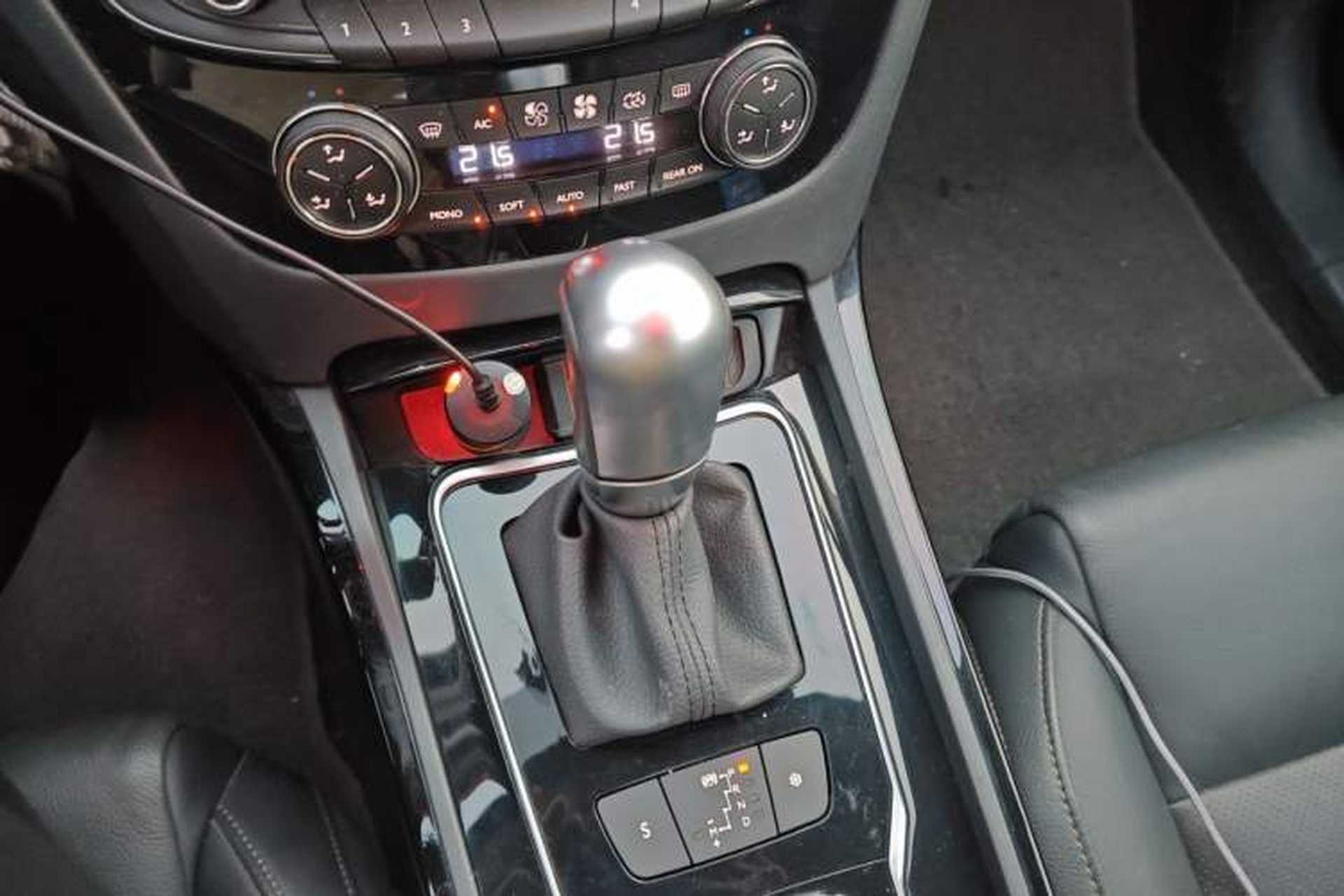 Used Peugeot 508 2013 2.0L 2nd Anniversary Edition Automatic Smart Enjoyment Version Gear Lever