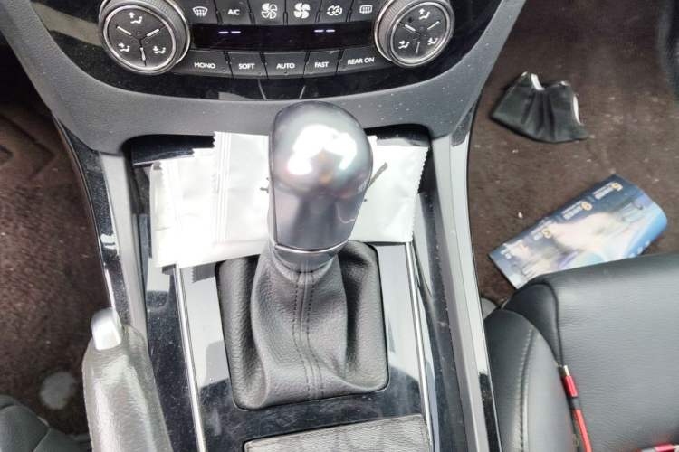 Used Peugeot 508 2013 2.3L Roland Garros Edition Gear Lever