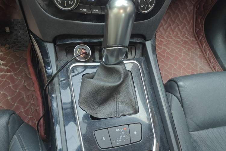 Used Peugeot 508 2013 2.3L 2nd Anniversary Automatic Smart Edition Gear Lever
