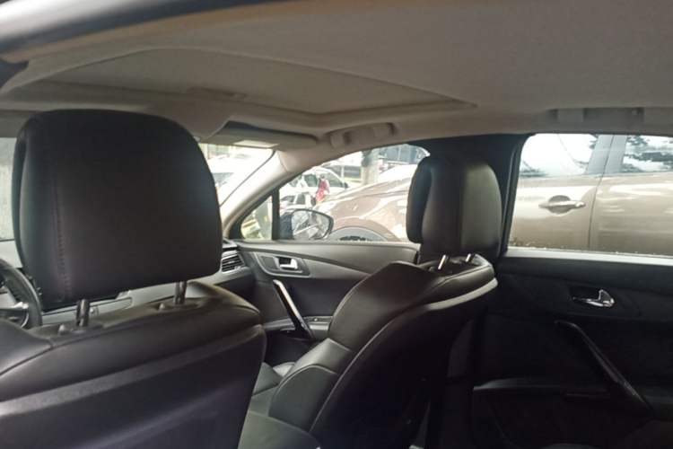 Used Peugeot 508 2013 2.0L 2nd Anniversary Edition with Automatic Sunroof – Classic Version Headliner