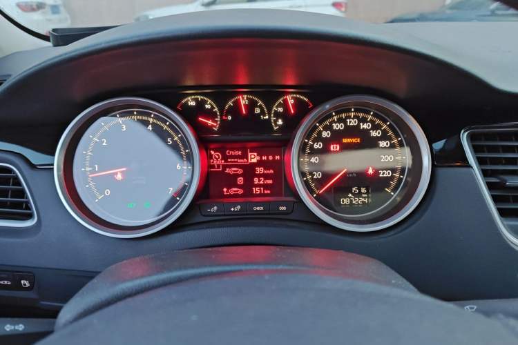 Used Peugeot 508 2013 2.0L 2nd Anniversary Edition Automatic Smart Enjoyment Version Instrument Cluster