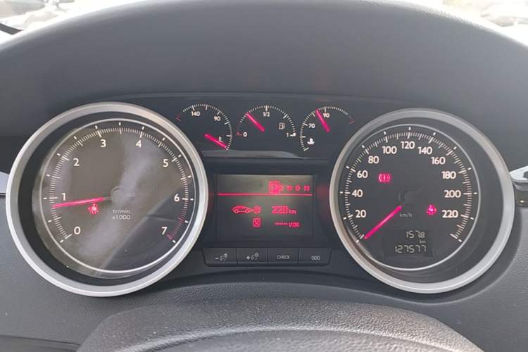 Used Peugeot 508 2013 2.0L 2nd Anniversary Edition with Automatic Sunroof – Classic Version Instrument Cluster