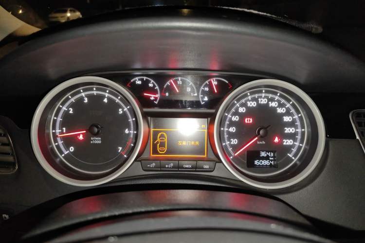 Used Peugeot 508 2013 2.0L 2nd Anniversary Edition Automatic Smart Enjoyment Version Instrument Cluster