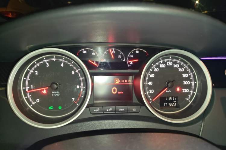Used Peugeot 508 2013 2.0L 2nd Anniversary Edition Automatic Smart Enjoyment Version Instrument Cluster