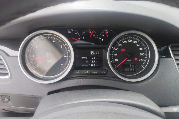 Used Peugeot 508 2013 2.3L 2nd Anniversary Edition Automatic Flagship Model Instrument Cluster