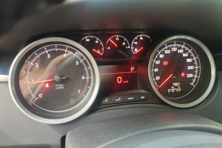 Used Peugeot 508 2013 2.0L 2nd Anniversary Edition with Automatic Sunroof – Classic Version Instrument Cluster