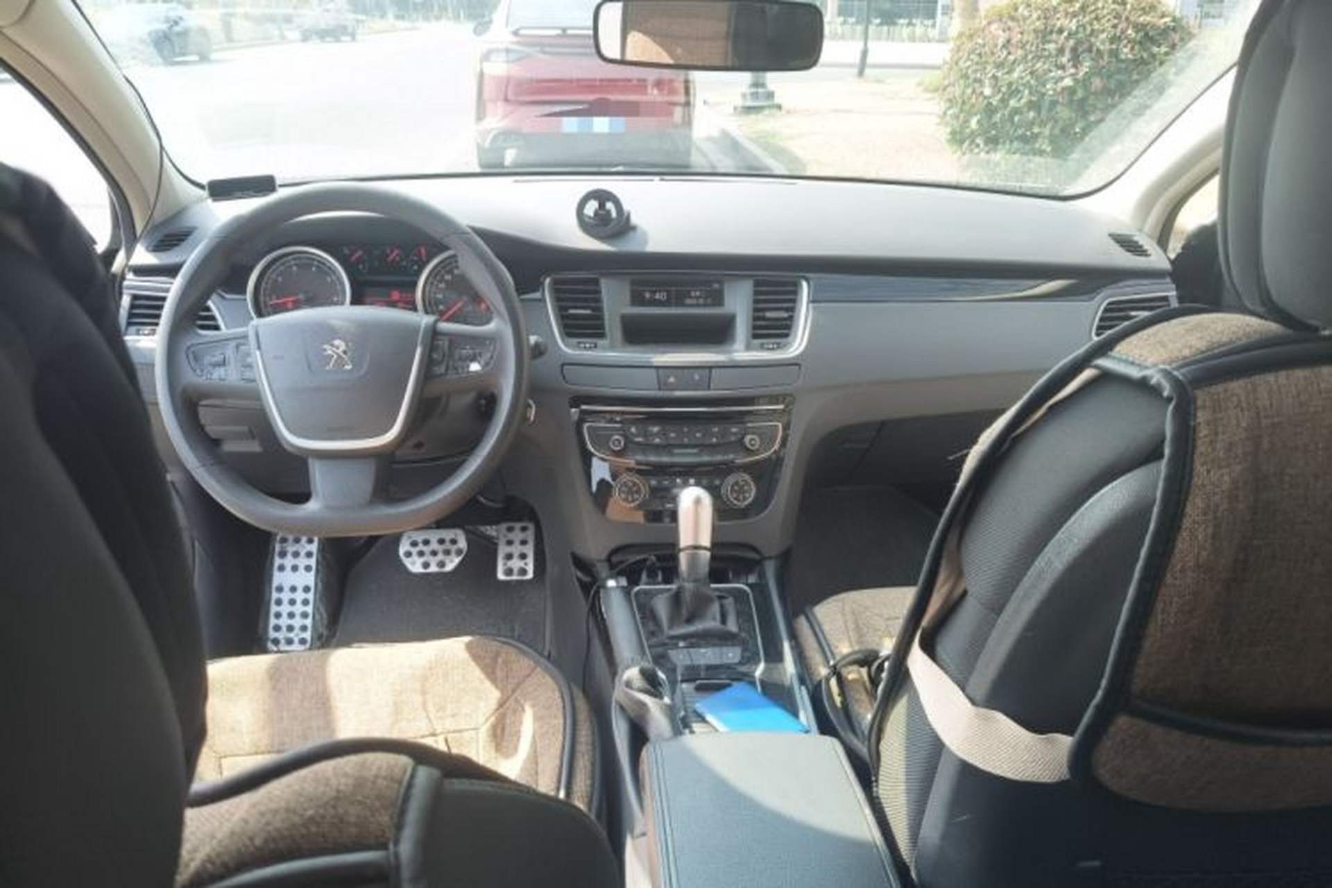 Used Peugeot 508 2013 2.0L 2nd Anniversary Edition with Automatic Sunroof – Classic Version Interior 2