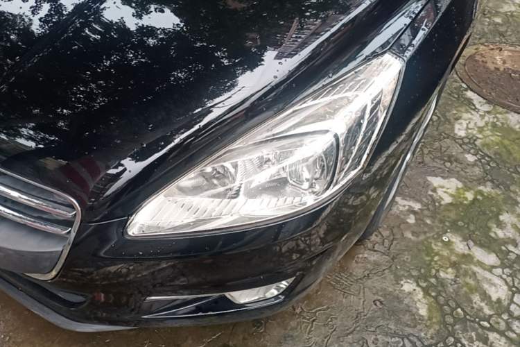 Used Peugeot 508 2013 2.0L 2nd Anniversary Edition with Automatic Sunroof – Classic Version Left Front Headlight