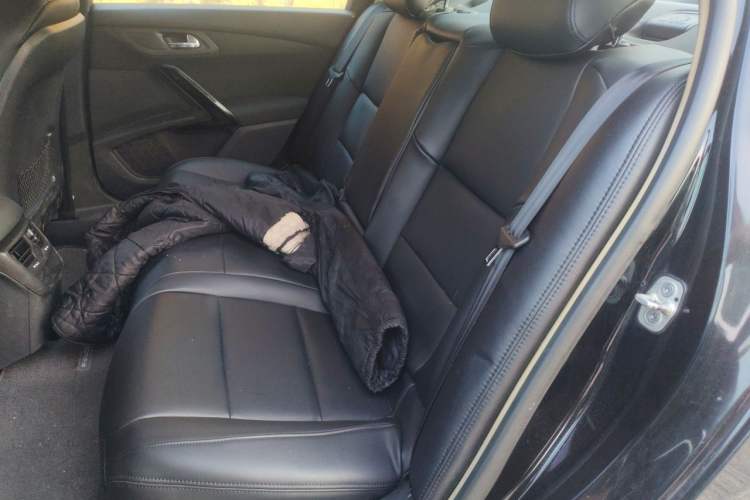 Used Peugeot 508 2013 2.0L 2nd Anniversary Edition with Automatic Sunroof – Classic Version Left Rear Seat