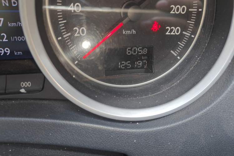 Used Peugeot 508 2013 2.3L 2nd Anniversary Automatic Smart Edition Odometer Close Up