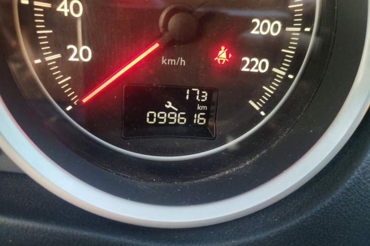 Used Peugeot 508 2013 2.0L 2nd Anniversary Edition with Automatic Sunroof – Classic Version Odometer Close Up
