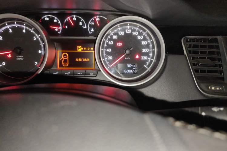 Used Peugeot 508 2013 2.0L 2nd Anniversary Edition Automatic Smart Enjoyment Version Odometer Close Up