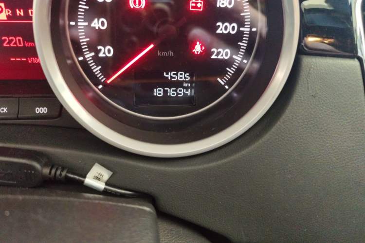 Used Peugeot 508 2013 2.0L 2nd Anniversary Edition with Automatic Sunroof – Classic Version Odometer Close Up