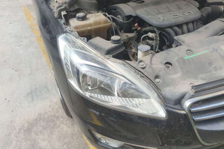 Used Peugeot 508 2013 2.0L 2nd Anniversary Edition with Automatic Sunroof – Classic Version Right Front Headlight