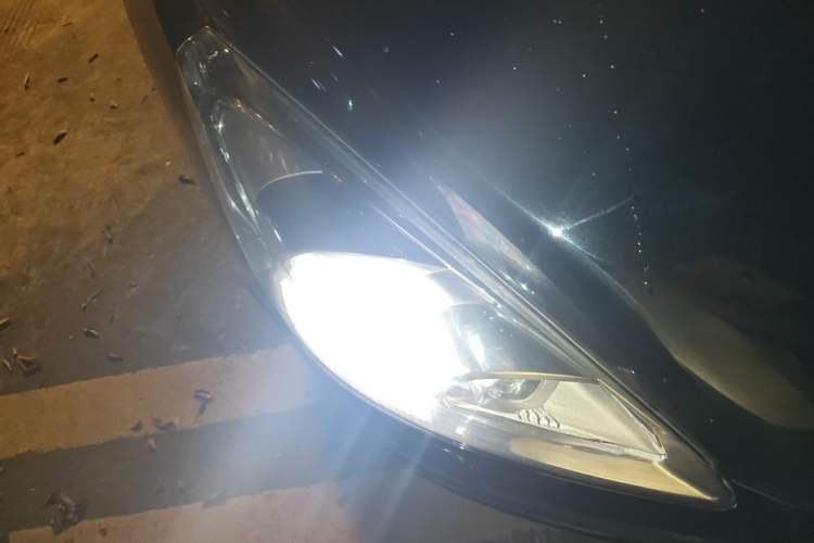 Used Peugeot 508 2013 2.0L 2nd Anniversary Edition Automatic Smart Enjoyment Version Right Front Headlight