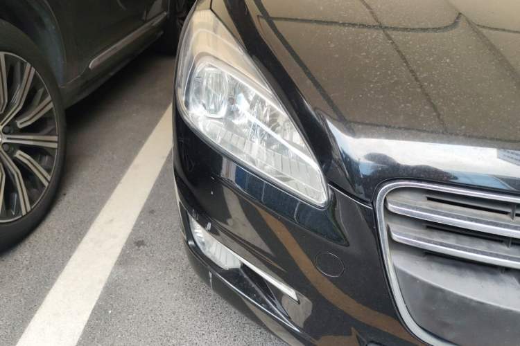 Used Peugeot 508 2013 2.0L 2nd Anniversary Edition with Automatic Sunroof – Classic Version Right Front Headlight