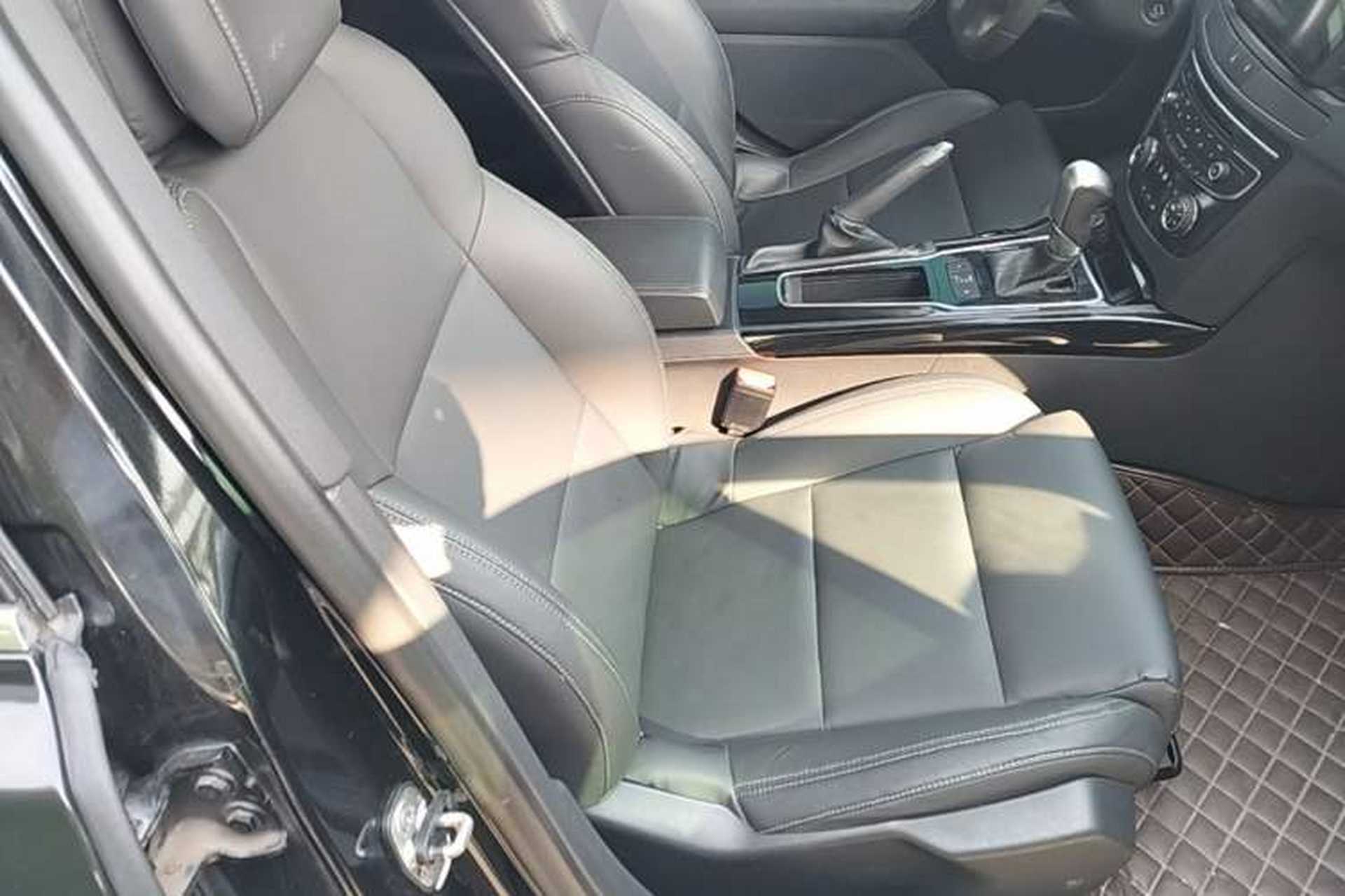 Used Peugeot 508 2013 2.0L 2nd Anniversary Edition with Automatic Sunroof – Classic Version Right Front Seat
