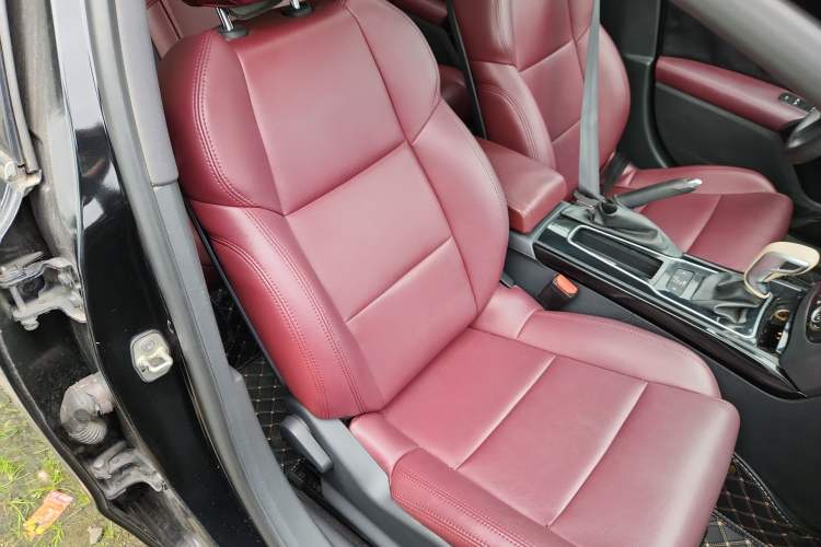 Used Peugeot 508 2013 2.0L 2nd Anniversary Edition with Automatic Sunroof – Classic Version Right Front Seat