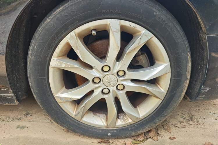 Used Peugeot 508 2013 2.0L 2nd Anniversary Edition Automatic Smart Enjoyment Version Right Front Wheel Hub