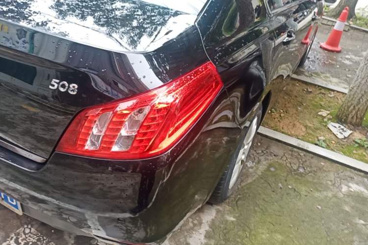 Used Peugeot 508 2013 2.0L 2nd Anniversary Edition with Automatic Sunroof – Classic Version Right Rear Taillight