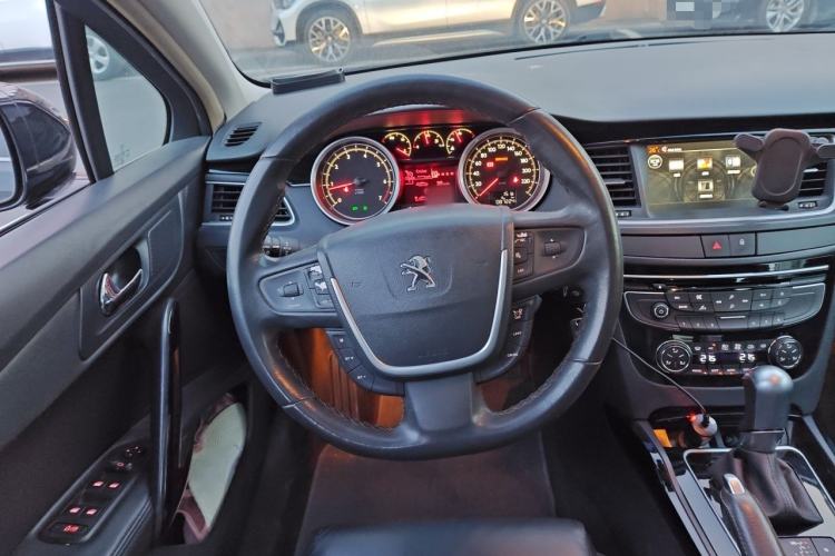 Used Peugeot 508 2013 2.0L 2nd Anniversary Edition Automatic Smart Enjoyment Version Steering Wheel