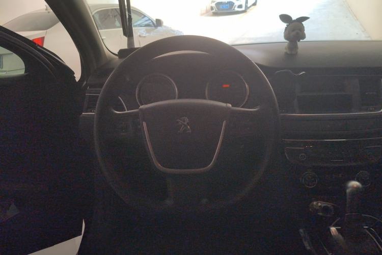 Used Peugeot 508 2013 2.0L 2nd Anniversary Edition with Automatic Sunroof – Classic Version Steering Wheel