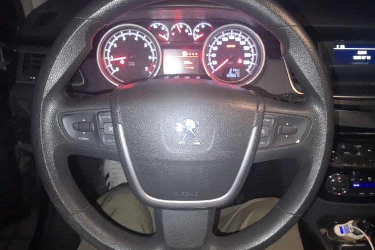 Used Peugeot 508 2013 2.0L 2nd Anniversary Edition with Automatic Sunroof – Classic Version Steering Wheel